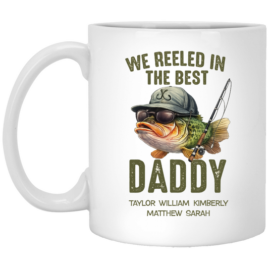 Personalized Fishing Dad Mug – We Reeled In The Best Daddy – Custom Kids Names Coffee Mug | Father's Day Gift for Dad, Daddy, Papa